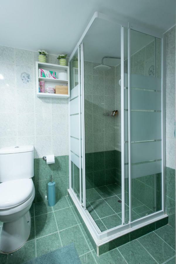 Cozy And Modern Studio Athens Luaran gambar