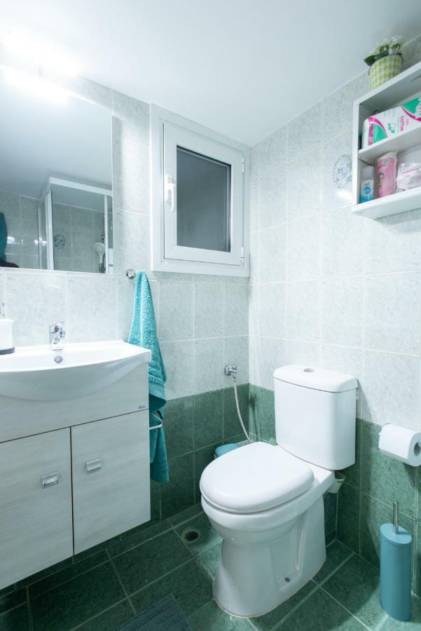 Cozy And Modern Studio Athens Luaran gambar